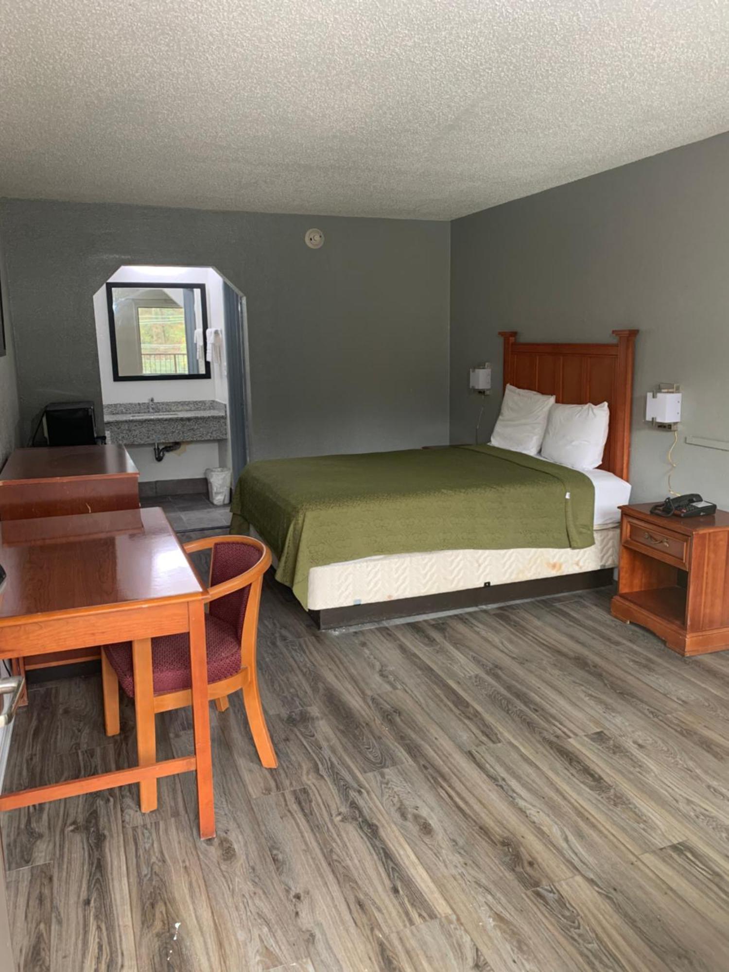 Americas Best Value Inn North Little Rock Exterior foto